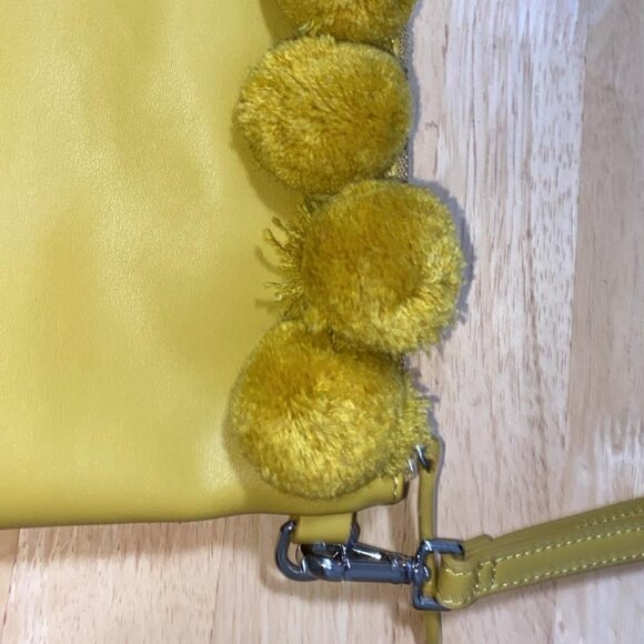 Vintage yellow handbag. - Picture 6 of 6